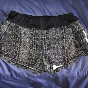 Athleta Fun Print Running Shorts